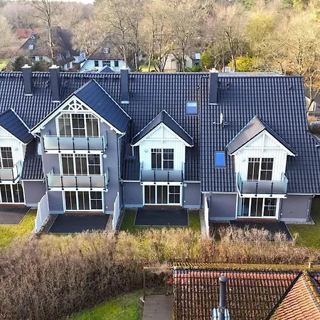 Strandlotse Apartment *